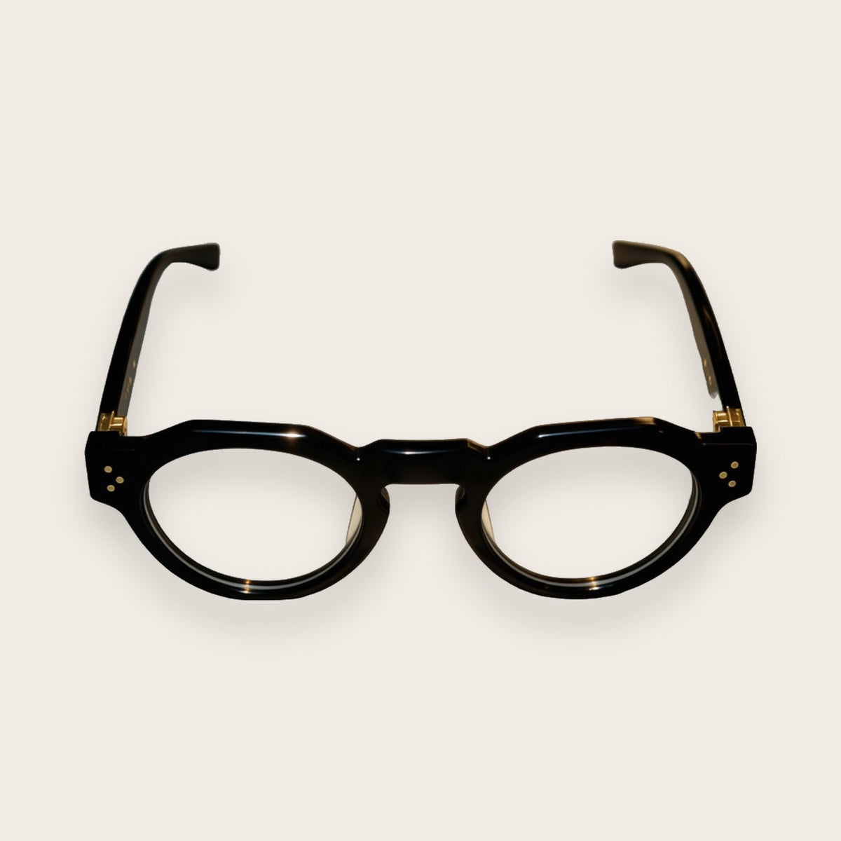 Woolet 007 Round / Panto black — elevated view showing the 158 mm front